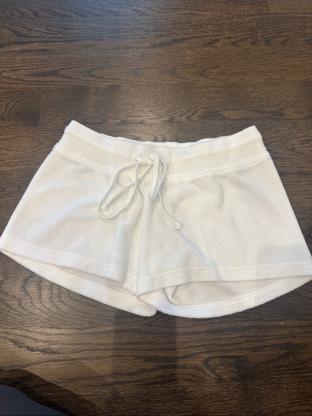 White hard tail shorts size M